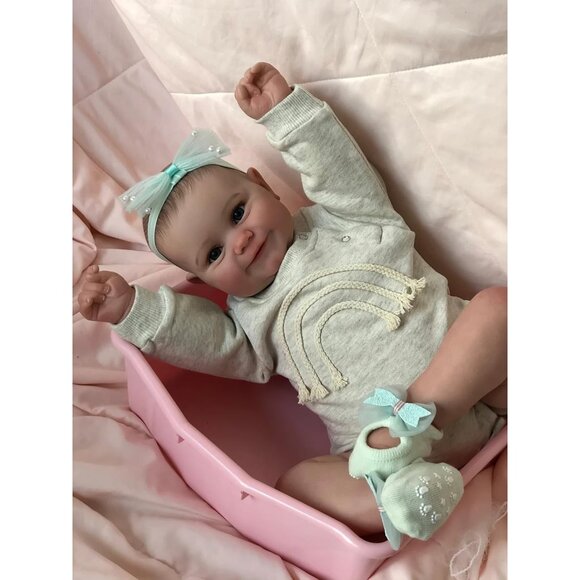 🆕 Reborn Baby Doll Grey Sweet Smile Full Body Silicone Vinyl Headband Flower - Picture 6 of 8